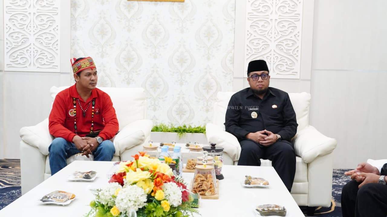 Wabup Paser Terima Dewan Pengurus Daerah Perkumpulan Pemuda Dayak