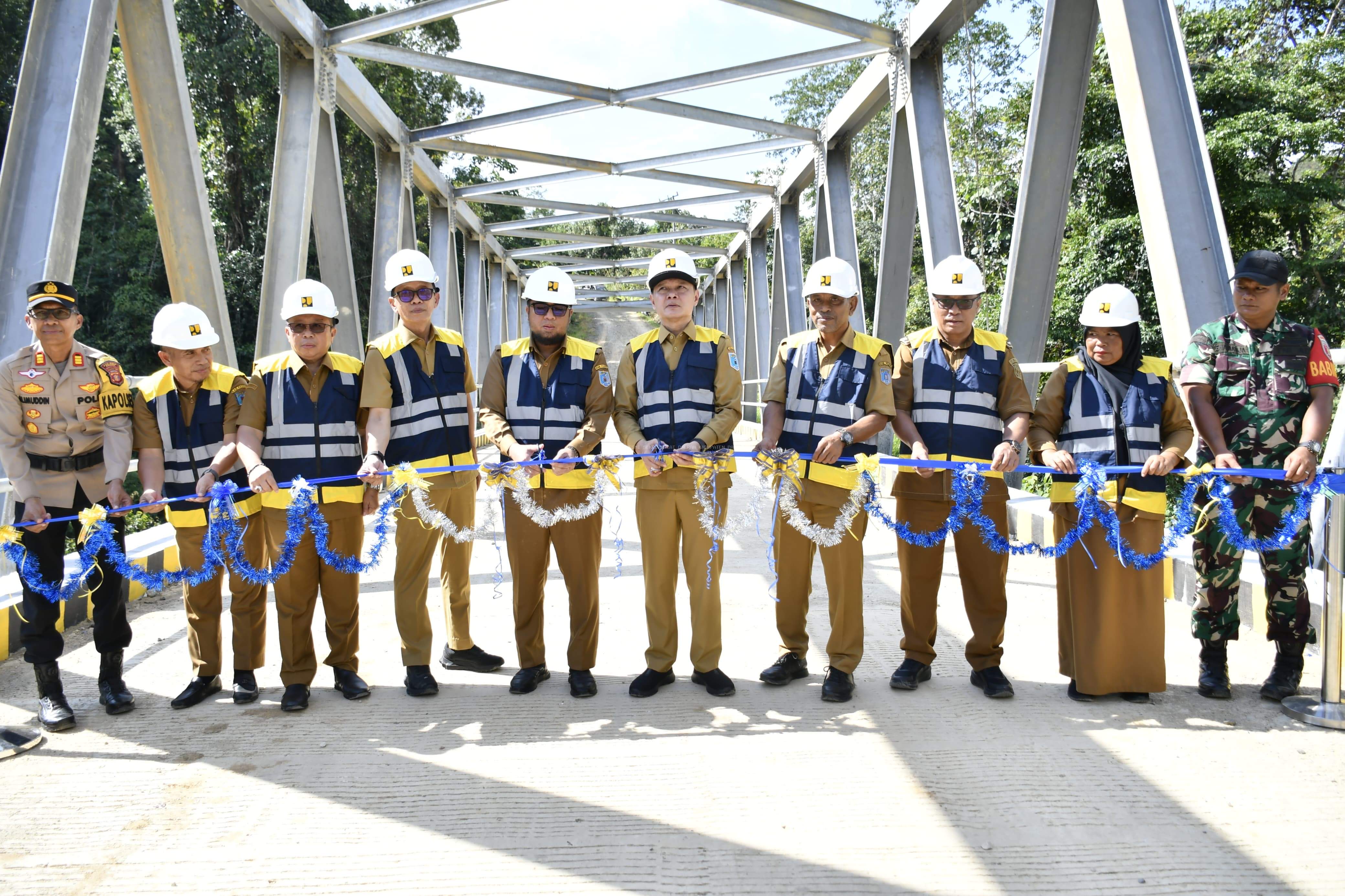 Jembatan Sei Katas dan Jembatan Prayon Diresmikan, Bukti Keseriusan Pemkab Paser dalam Pembangunan Infrastruktur di Desa